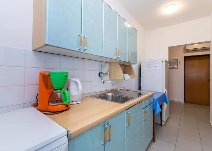 Ivan M Apartman Lopar