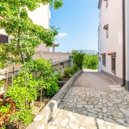Ivan M Apartament